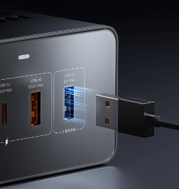 小米桌面充电站竟有8个接口,一个顶八个的秘密是什么?(图3) 游民星空